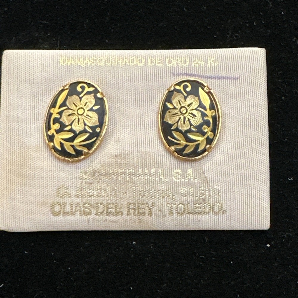Vtg Toledo Damascene Earrings 24k  Gold Foil  Inlay Spain Floral Motif Post